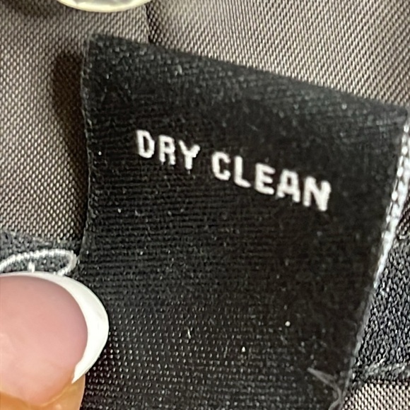 Women’s Bob Mackie Studio Gray w/ Black Velvet Floral 2 Button Blazer Size 8 - Picture 12 of 12